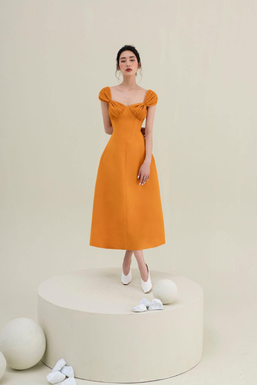 Farah Knotted Midi Dress - Mean BLVD