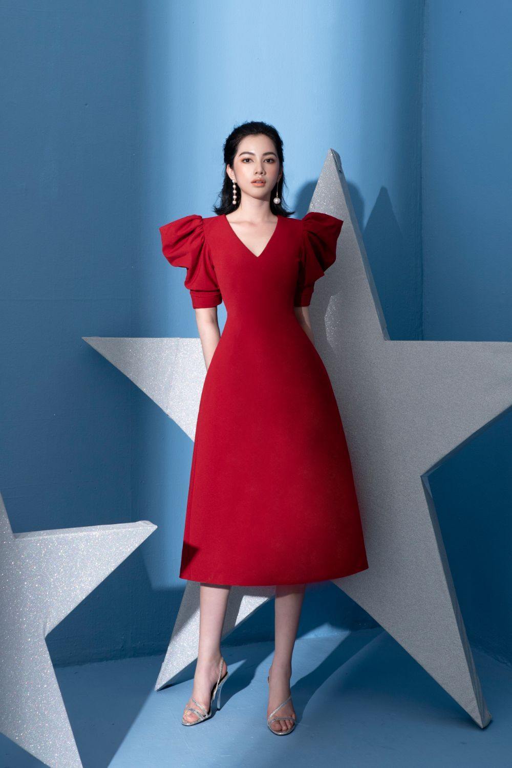 Rowan V-neck Midi Dress - Mean BLVD