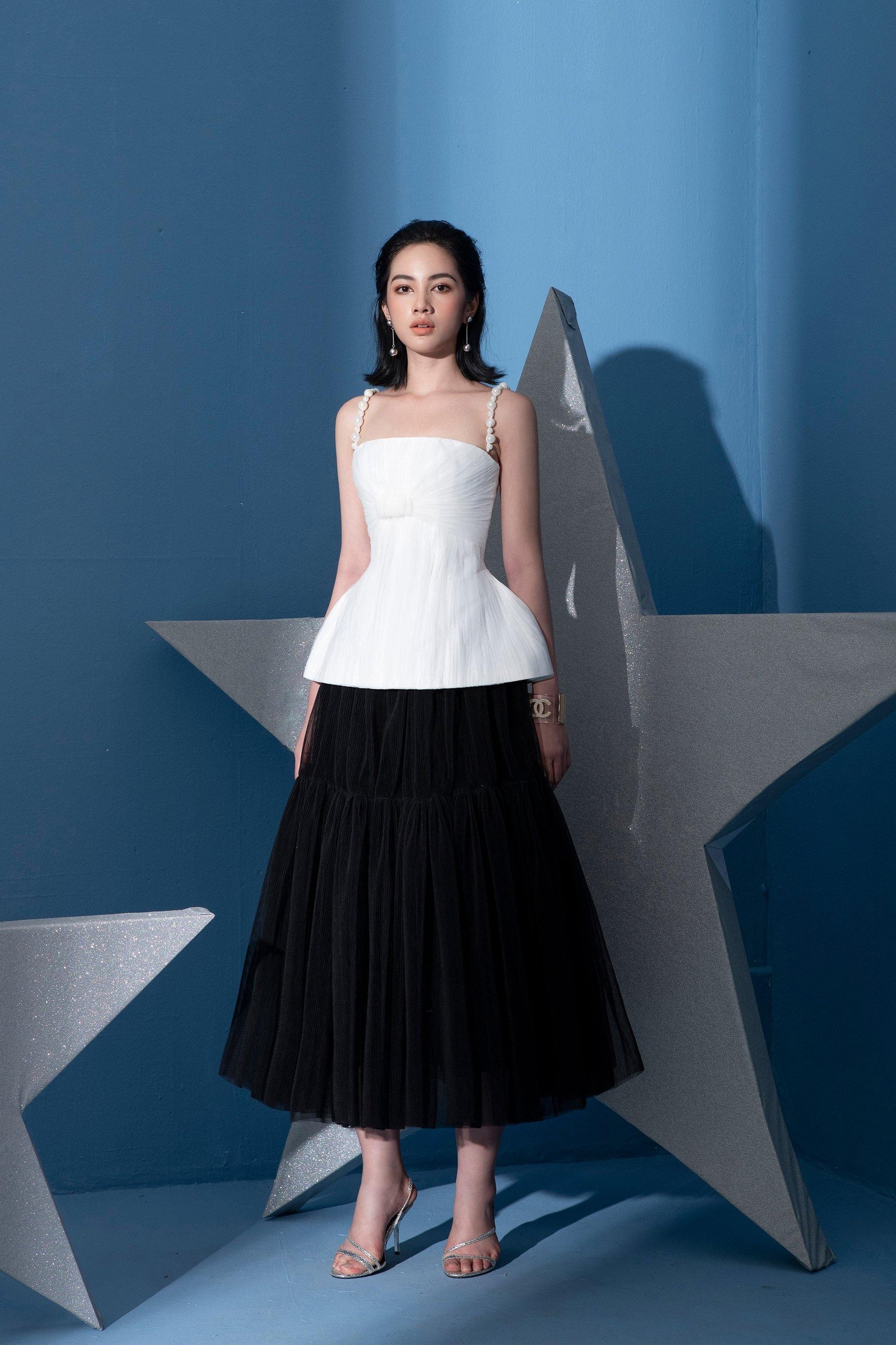 Edsel Hourglass-shaped Camisole  - Mean BLVD