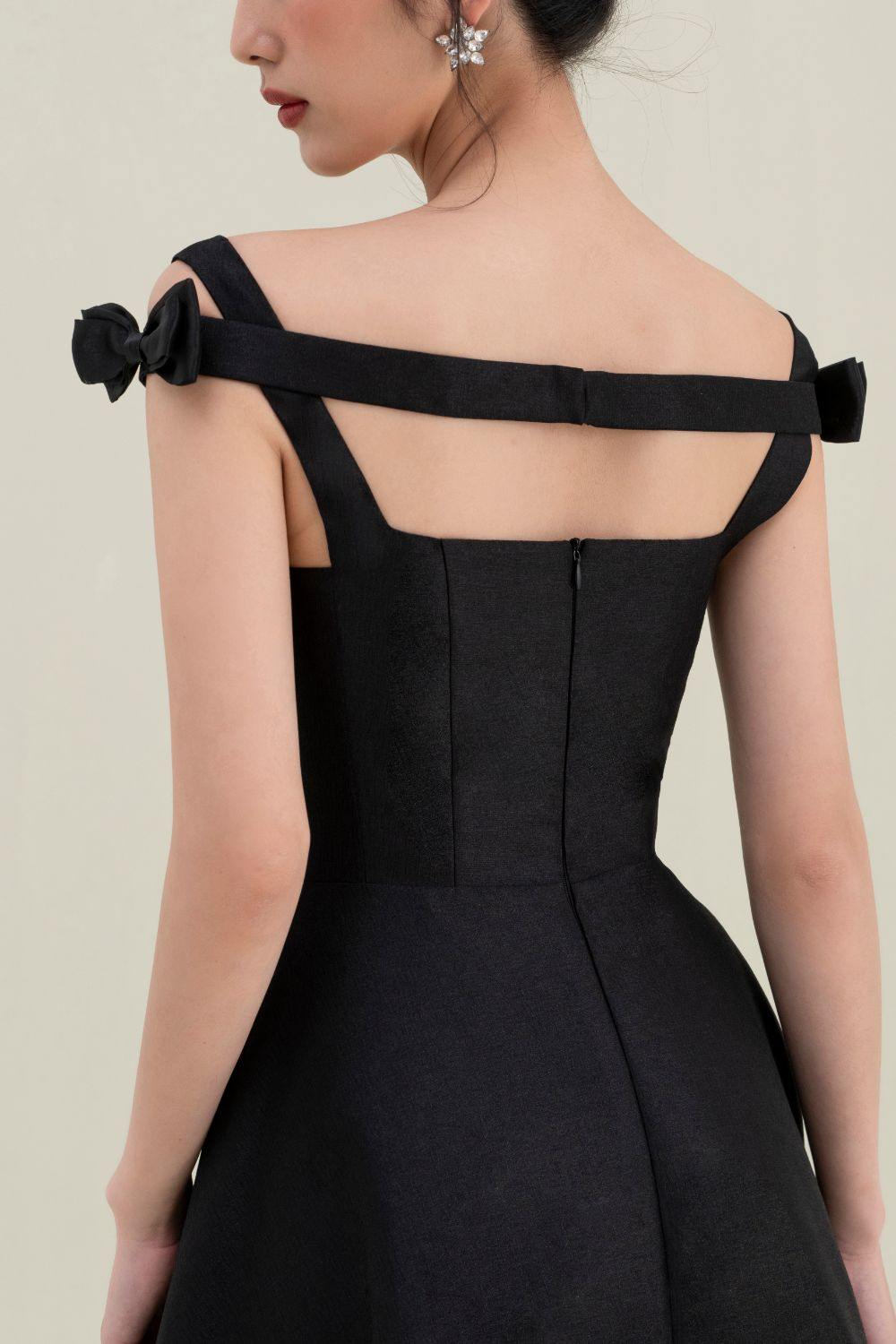 Quinn Bow Midi Dress - Mean BLVD