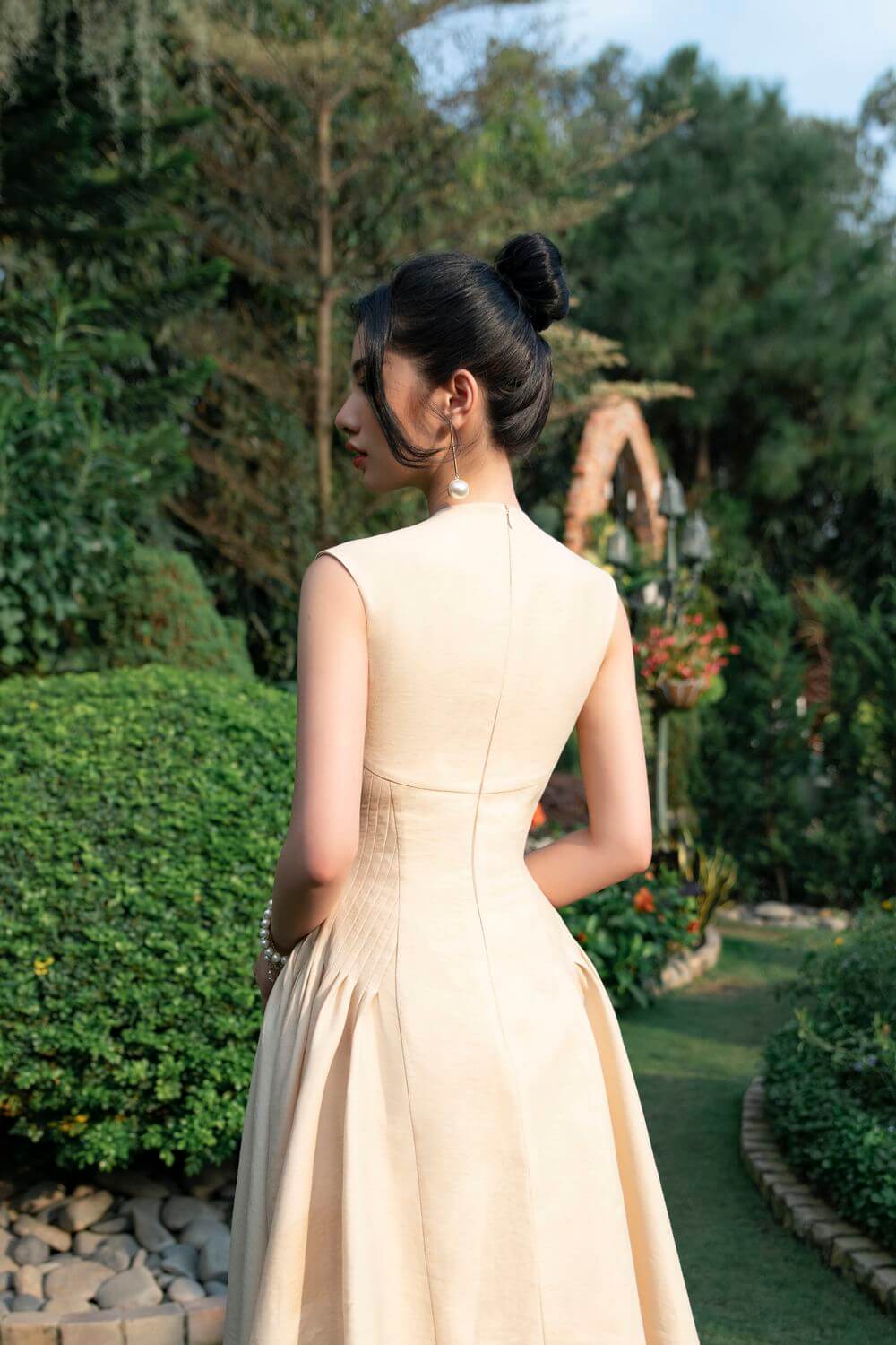 Meryl Sleeveless Dress