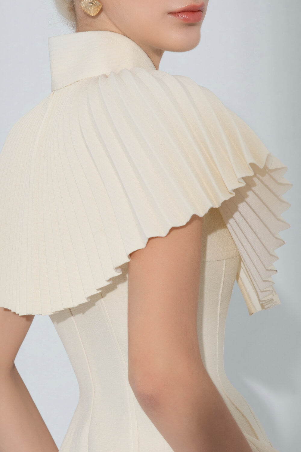 Aisha Pleated Cape Maroon