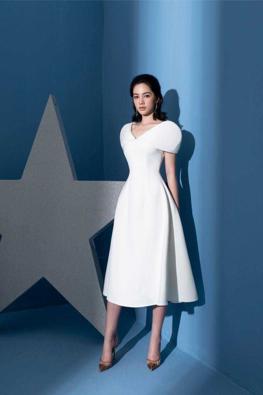 Sophronia Pleated-sleeve Midi Dress  - Mean BLVD