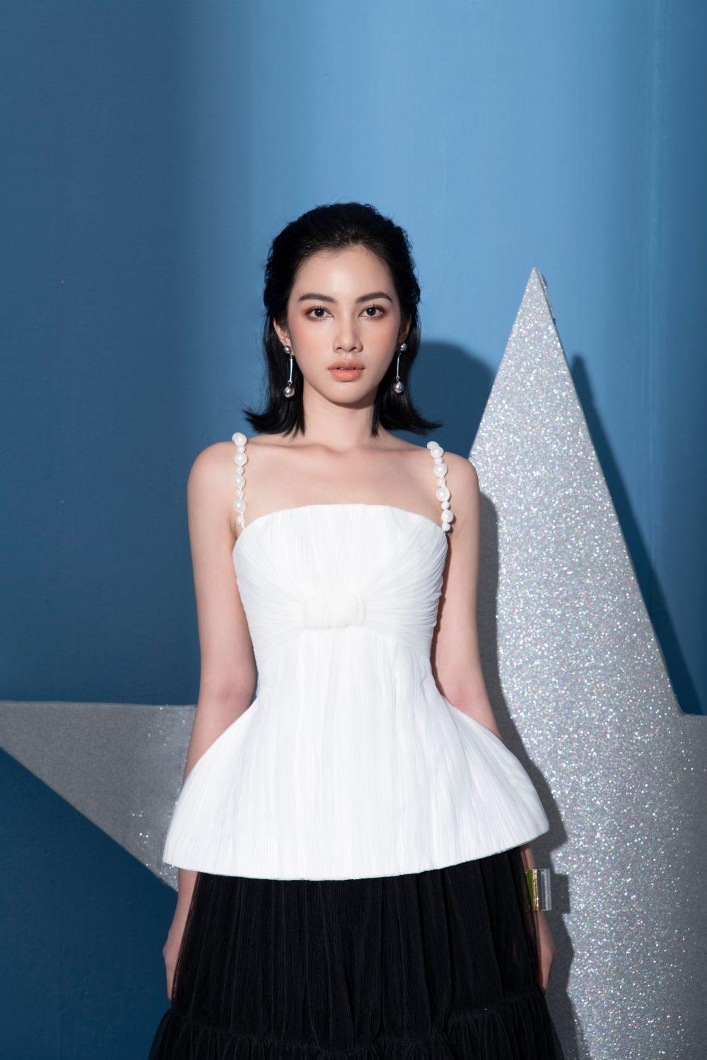 Edsel Hourglass-shaped Camisole  - Mean BLVD