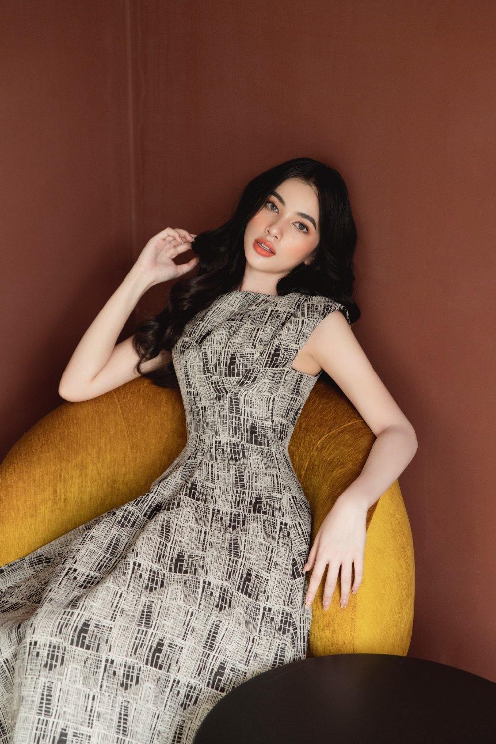 Mia Printed Sleeveless Midi Dress  - Mean BLVD